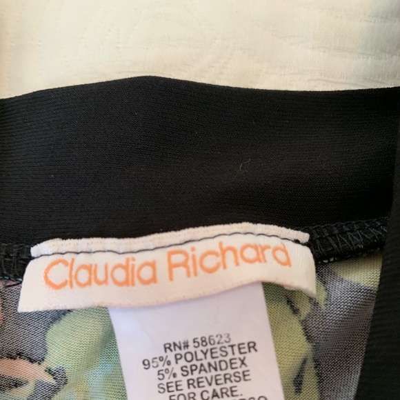 Cold Shoulder Top - Picture 3 of 4